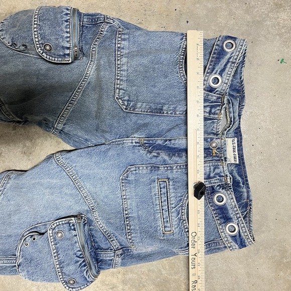We The Free Free People Call Me Crazy Low Rise Flare Cargo Jeans Sz 28 Y2K Utilt - Picture 4 of 7